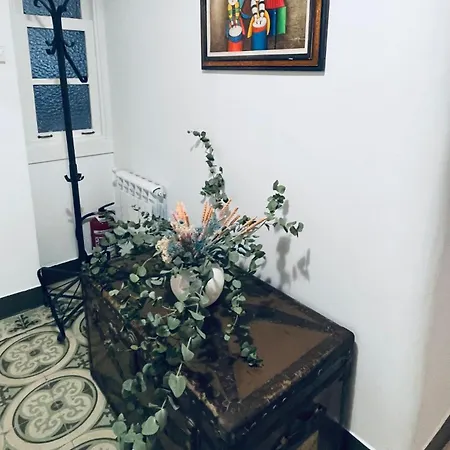 La Casa De Maria Pita * A Coruna