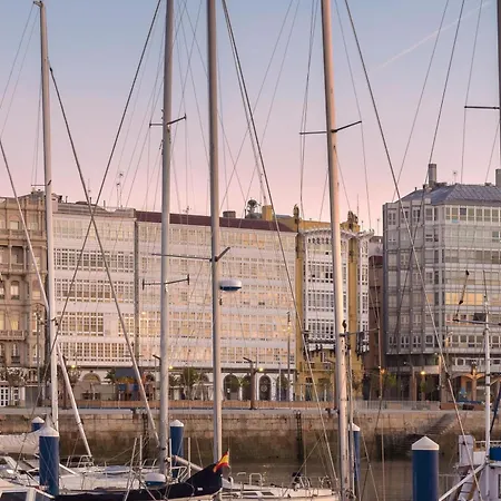 La Casa De Maria Pita * A Coruna